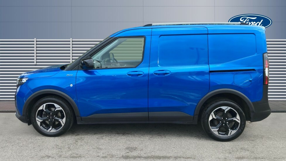 Ford Transit Courier Active Blue #4