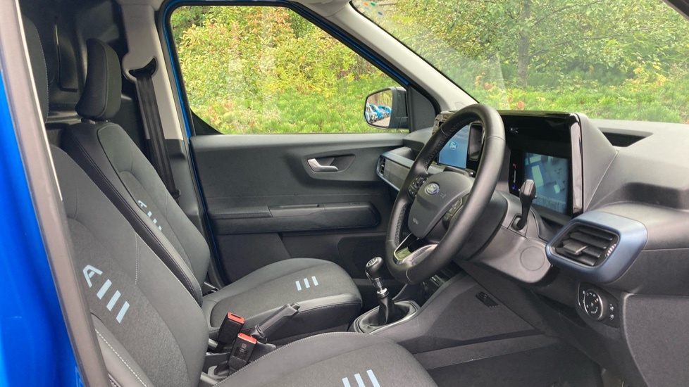 Ford Transit Courier Active Blue #6