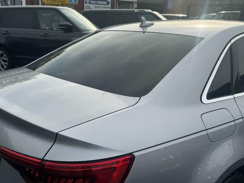 Audi A4 1.4 Tfsi Sport 150 Bhp White #13