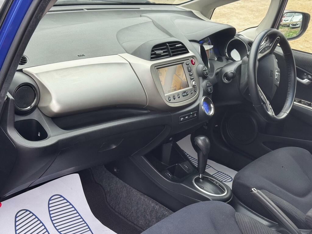 Honda Jazz 1.4 I-vtec Es Cvt Hatchback Grey #15