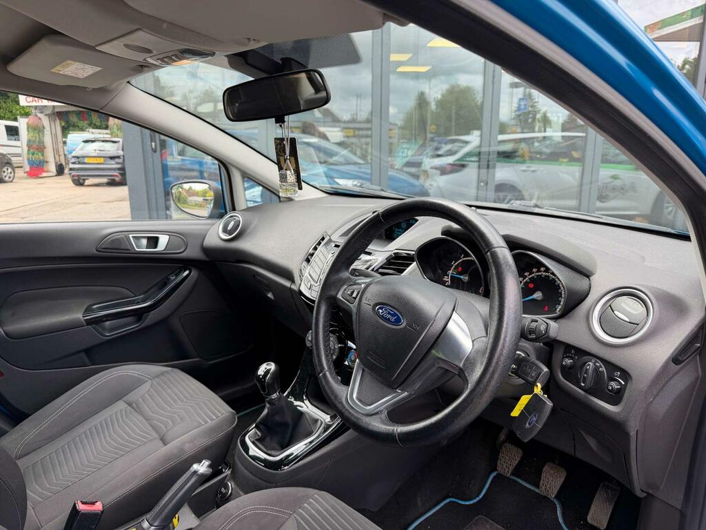 Ford C-Max Zetec Tdci Parking Sensors, Tow Bar, Heated Win Blue #34