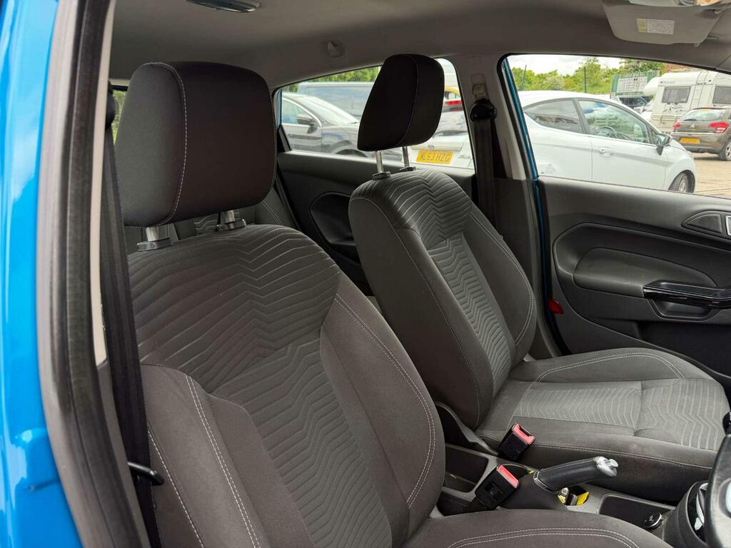 Ford C-Max Zetec Tdci Parking Sensors, Tow Bar, Heated Win Blue #26