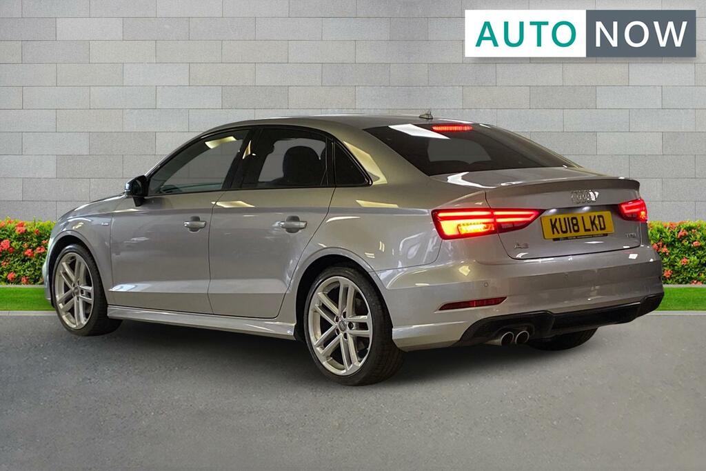 Audi A3 Audi A3 1.5 Tfsi Cod Black Edition Saloon Petr Silver #4