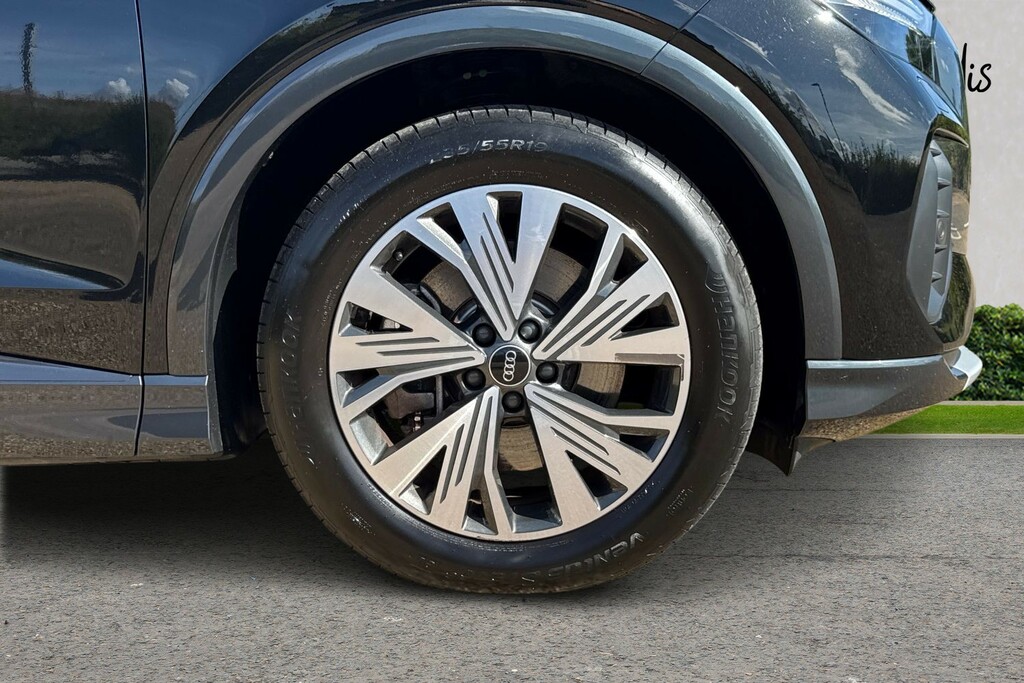 Audi Q4 E Tron Sport Black #5