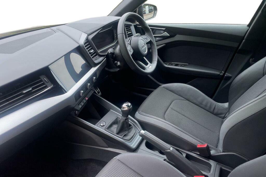Audi A1 Sportback Tfsi S Line BT25CHD Black #2