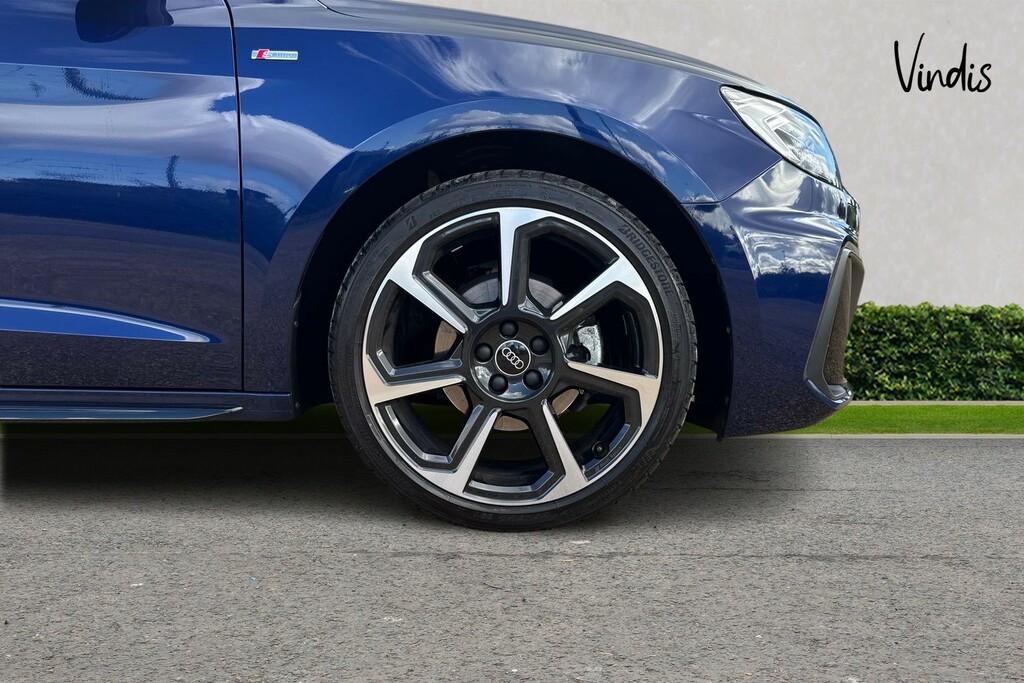Audi A1 Audi A1 Sportback Black Edition 30 Tfsi 116 Ps 6-S Blue #5