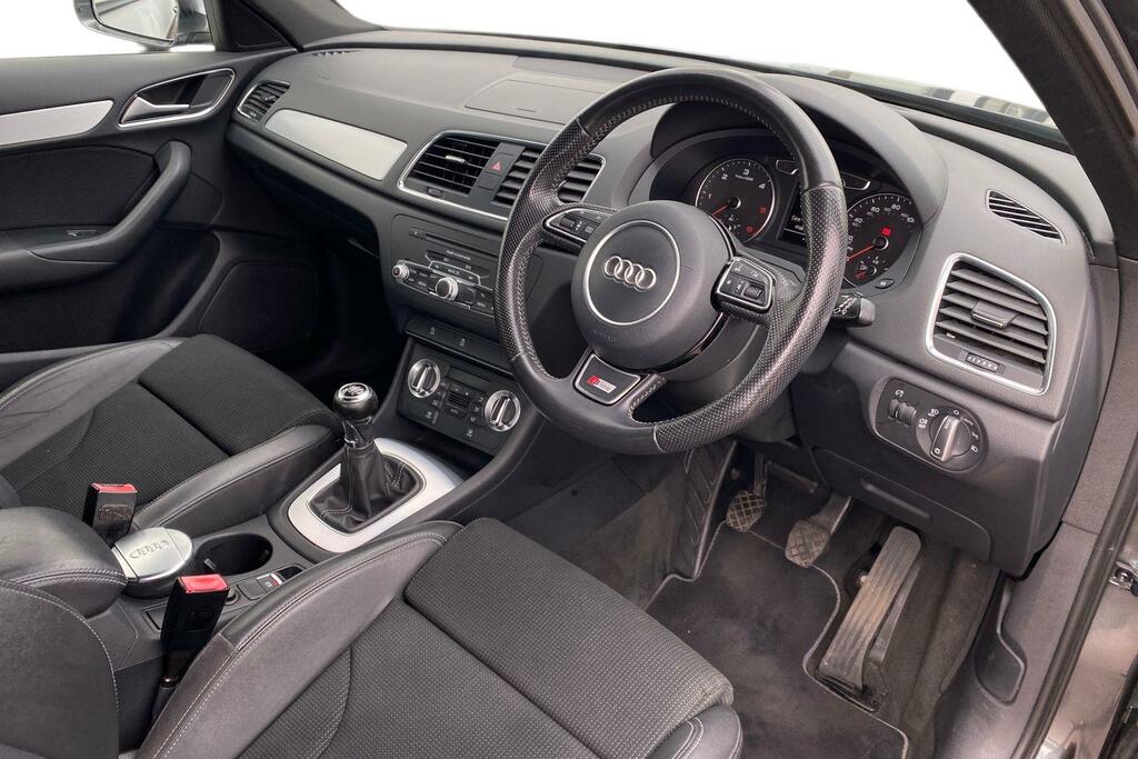 Audi Q3 Audi Q3 2.0 Tdi S Line Suv Euro Grey #6