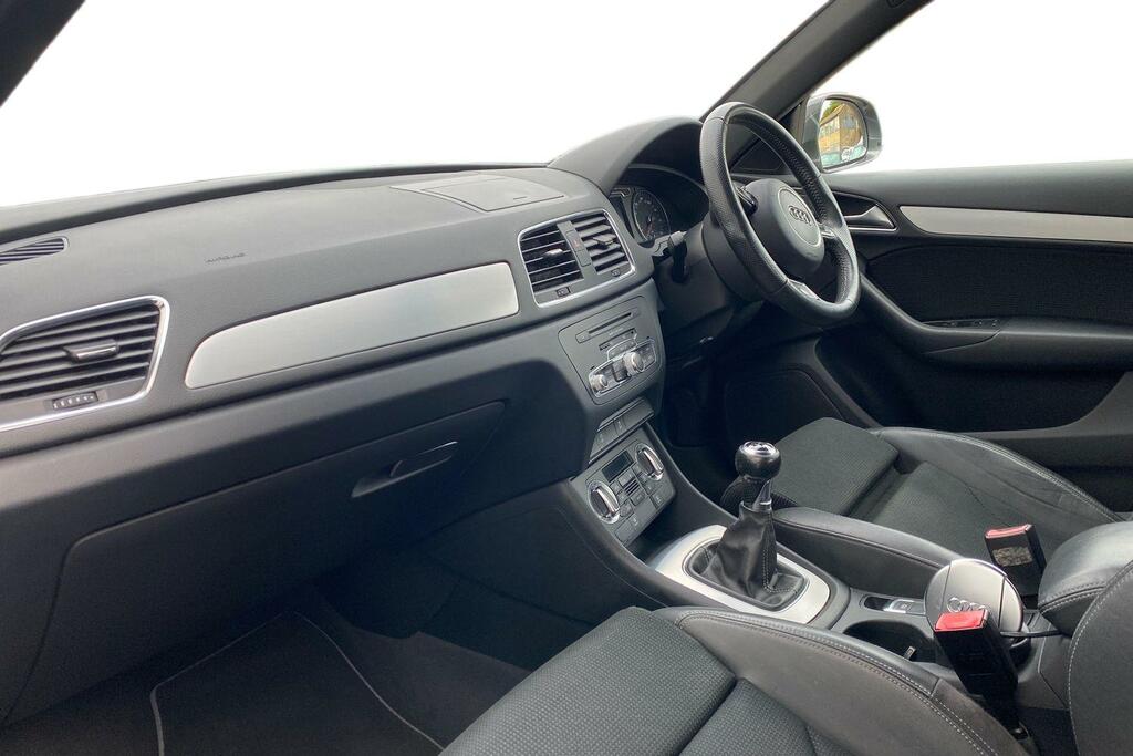 Audi Q3 Audi Q3 2.0 Tdi S Line Suv Euro Grey #2