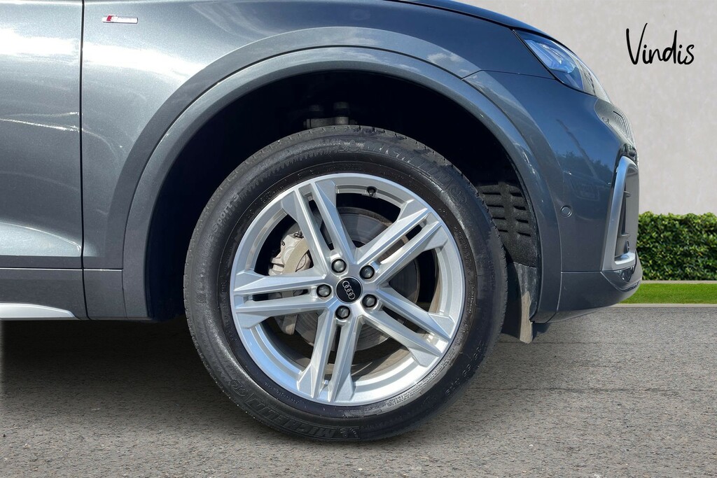 Audi Q5 Audi Q5 S Line 40 Tdi Quattro 204 Ps S Tronic Grey #5