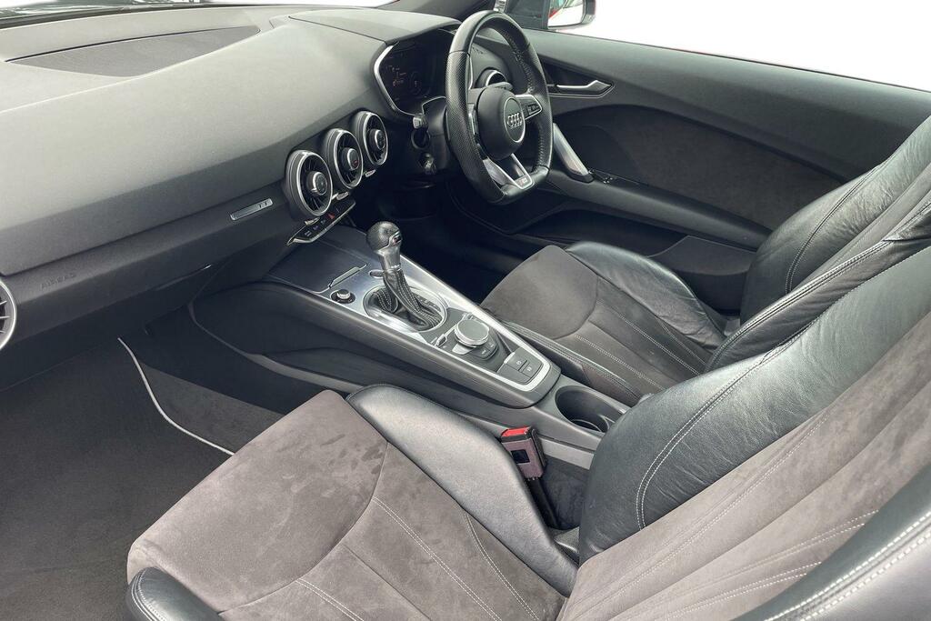 Audi TT Tfsi S Line Black #2