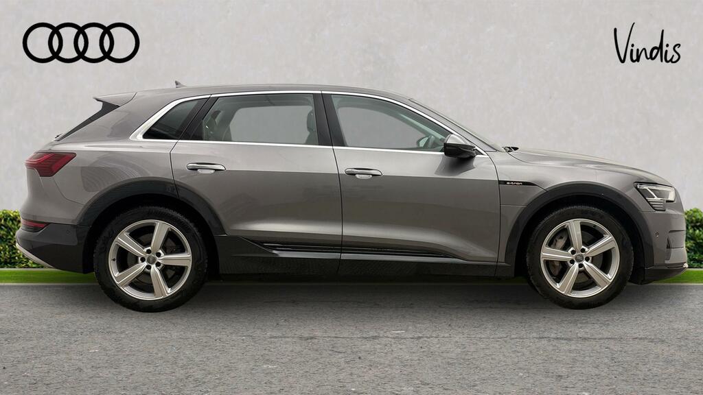 Audi E-tron Quattro Technik Grey #4