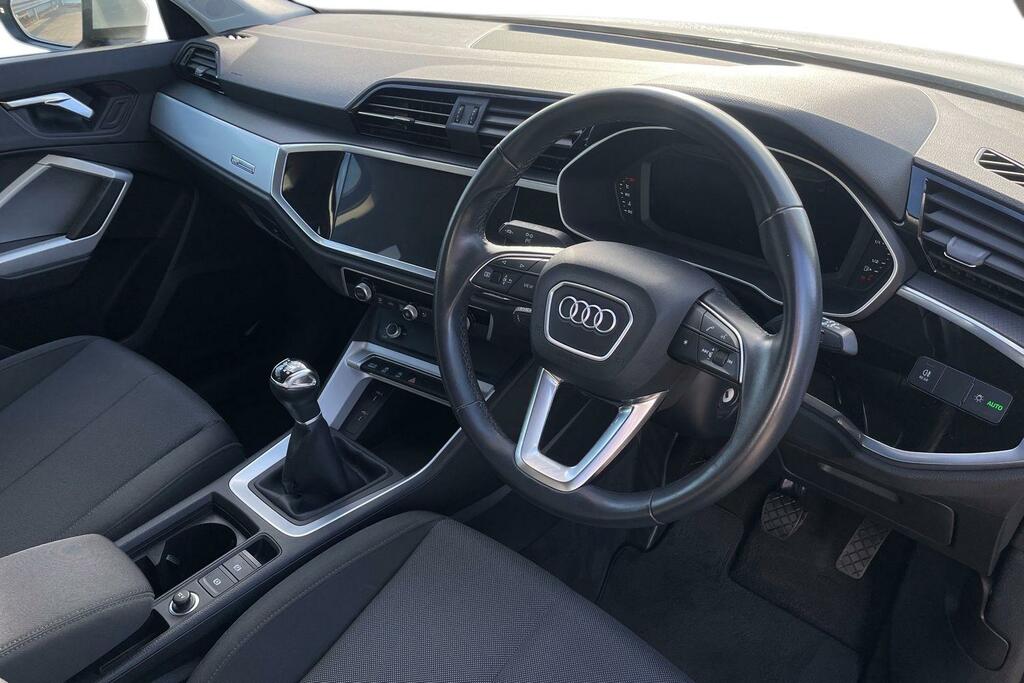 Audi Q3 Audi Q3 Technik 35 Tfsi 150 Ps 6-Speed Silver #6