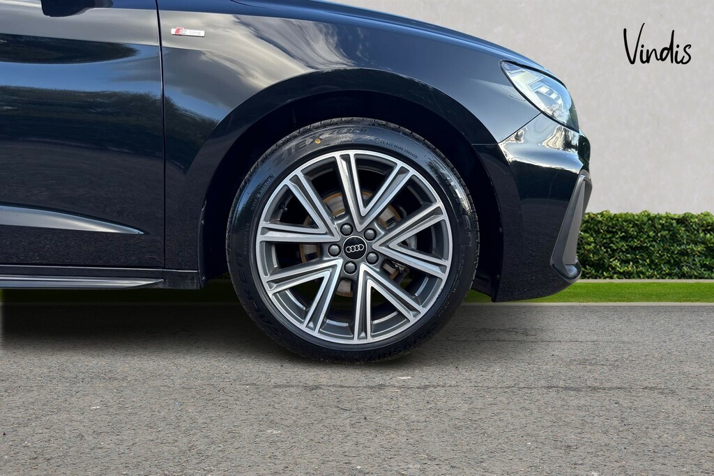 Audi A1 Sportback Tfsi S Line Black #5