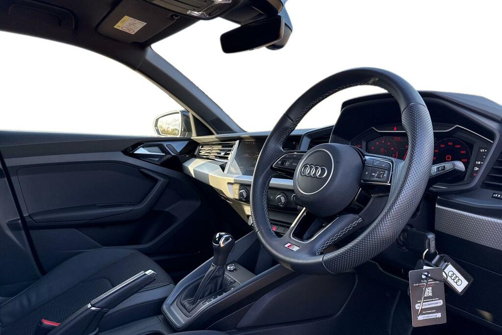 Audi A1 Sportback Tfsi S Line Black #6