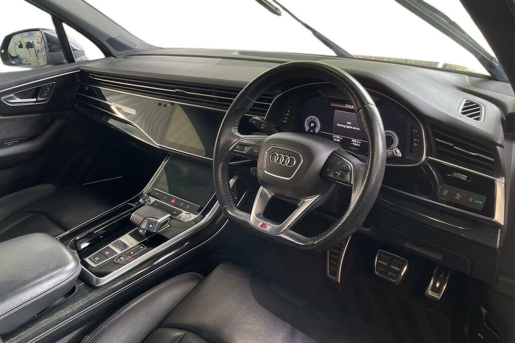 Audi Q7 Audi Q7 Black Edition 50 Tdi Quattro 286 Ps Tiptro Grey #6