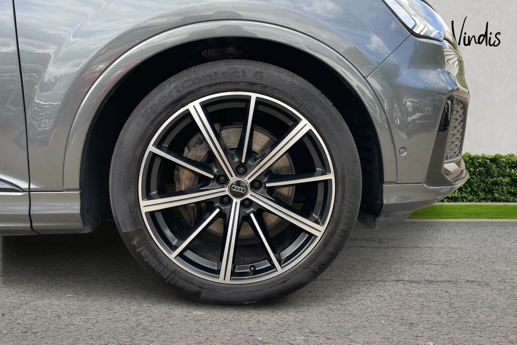 Audi Q7 Audi Q7 Black Edition 50 Tdi Quattro 286 Ps Tiptro Grey #5