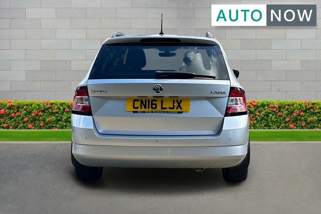 Skoda Fabia Skoda Fabia 1.2 Tsi Se L Estate Dsg Eur Silver #3