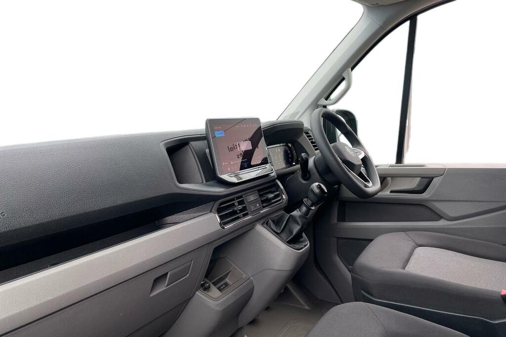 Volkswagen Crafter Volkswagen Crafter Cr35 Mwb Fwd 2.0 Tdi 140 White #2