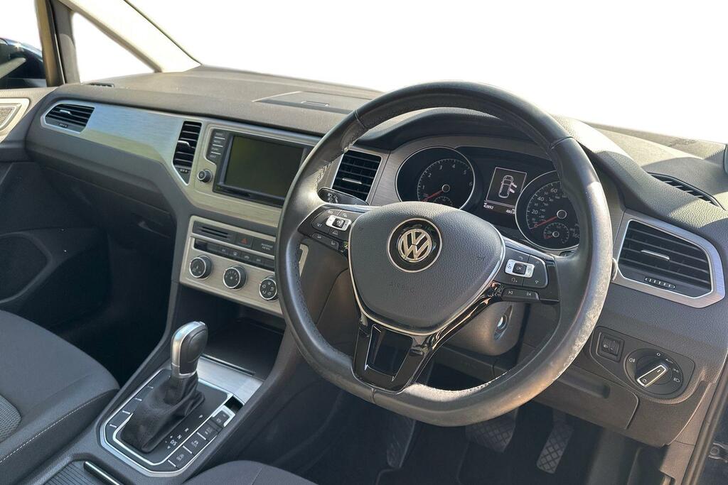 Volkswagen Golf SV Golf Sv Se Tdi Red #15