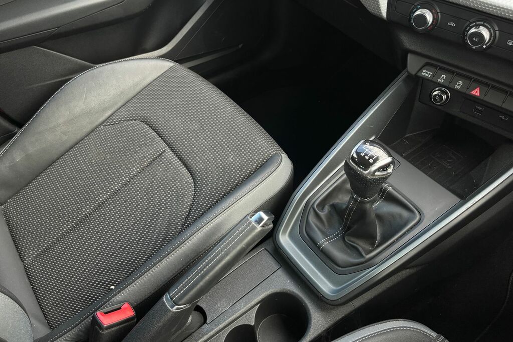 Audi A1 1.0 Tfsi 30 S Line Sportback Euro 6 Ss #11