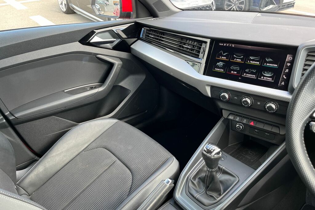 Audi A1 1.0 Tfsi 30 S Line Sportback Euro 6 Ss #30