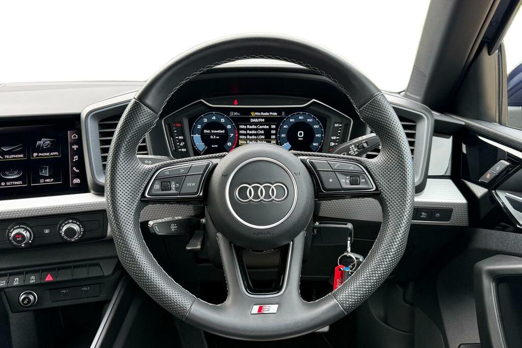 Audi A1 Audi 30 Tfsi 110 Black Edition S Tronic Black #12