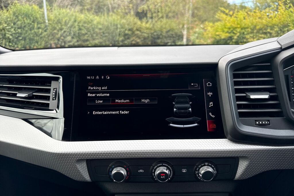 Audi A1 Audi 30 Tfsi 110 Black Edition S Tronic Black #20