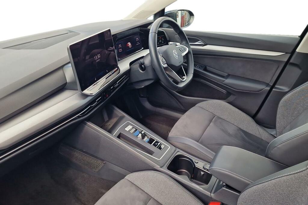 Volkswagen Golf Volkswagen Golf Match 1.5 Etsi 150Ps 7-Speed Dsg 5 Black #2