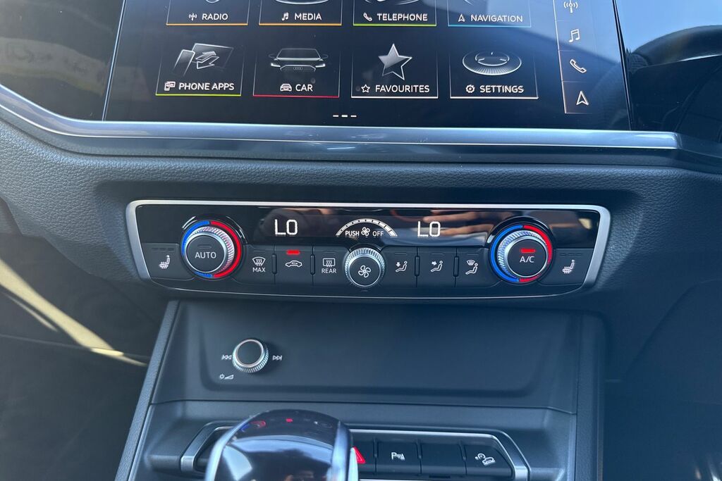 Audi Q3 35 Tfsi S Line S Tronic Leather Black #16