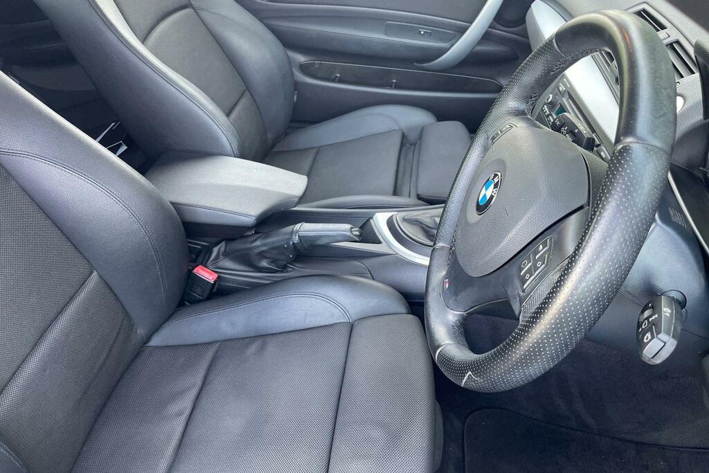 BMW 1 Series 120D M Sport Black #14