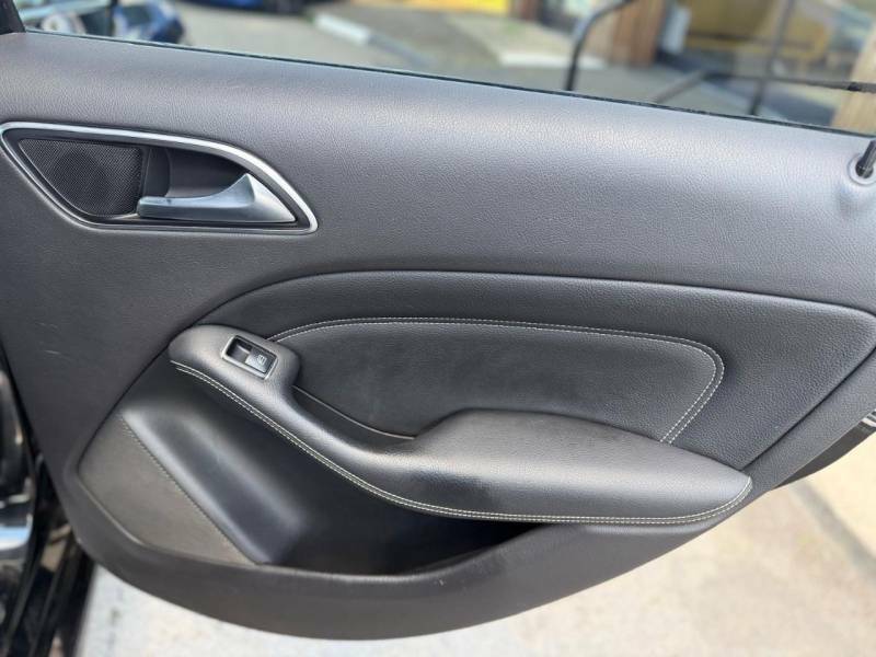 Mercedes-Benz B Class 1.5 Se Euro 5 Ss Black #13