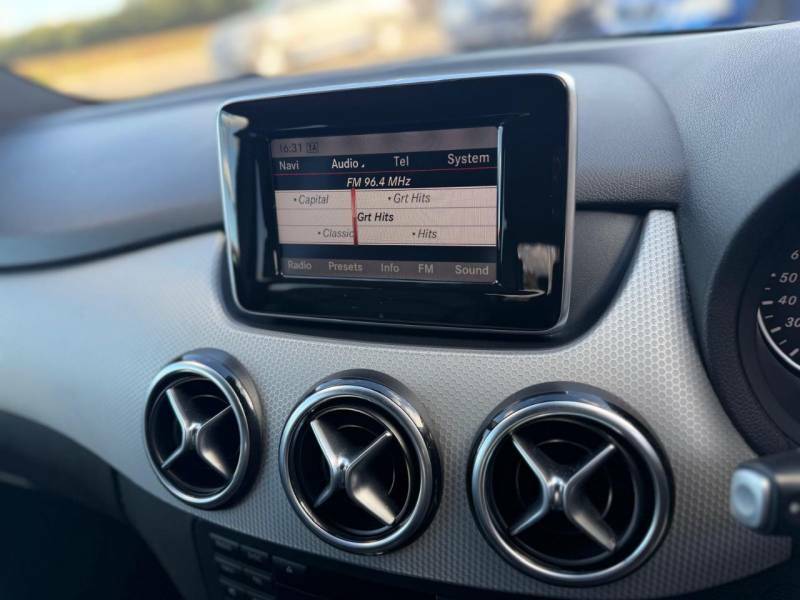Mercedes-Benz B Class 1.5 Se Euro 5 Ss Black #30
