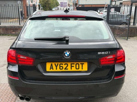 BMW 5 Series Touring Black #5