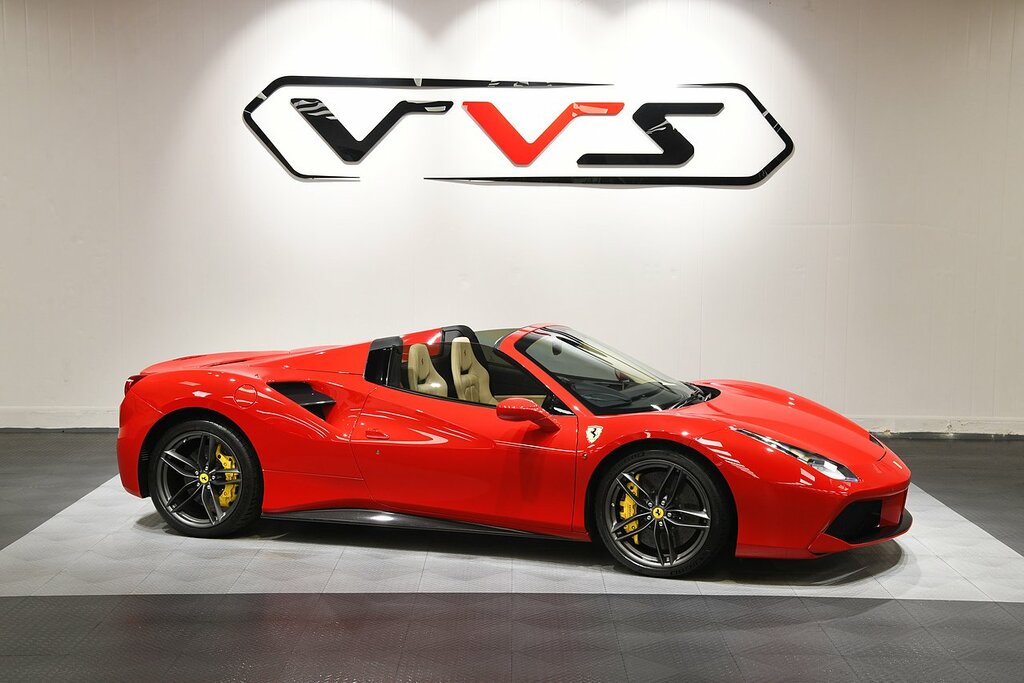 Ferrari 488 T V8 Red