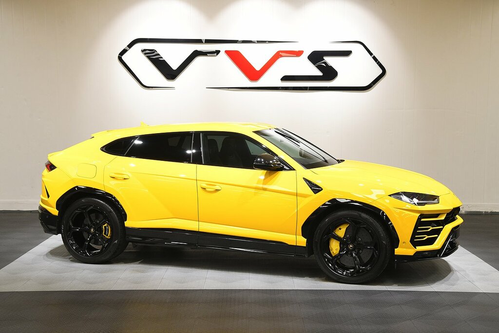 Lamborghini Urus V8 Biturbo Yellow