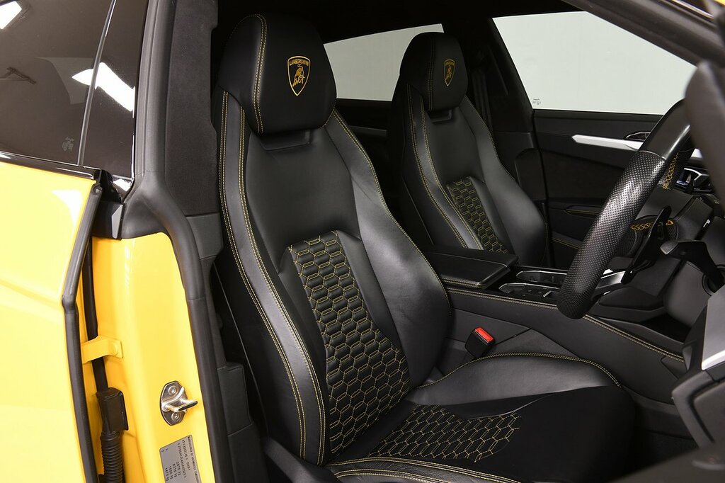 Lamborghini Urus V8 Biturbo Yellow #4