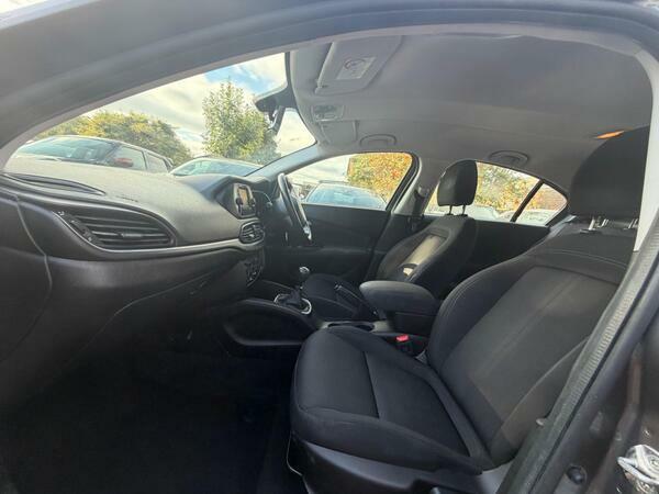 Fiat Tipo 1.4 Easy Low Mileage Hatchback Blue #21