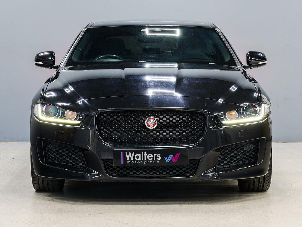 Jaguar XE Landmark Saloon K068CLX Black