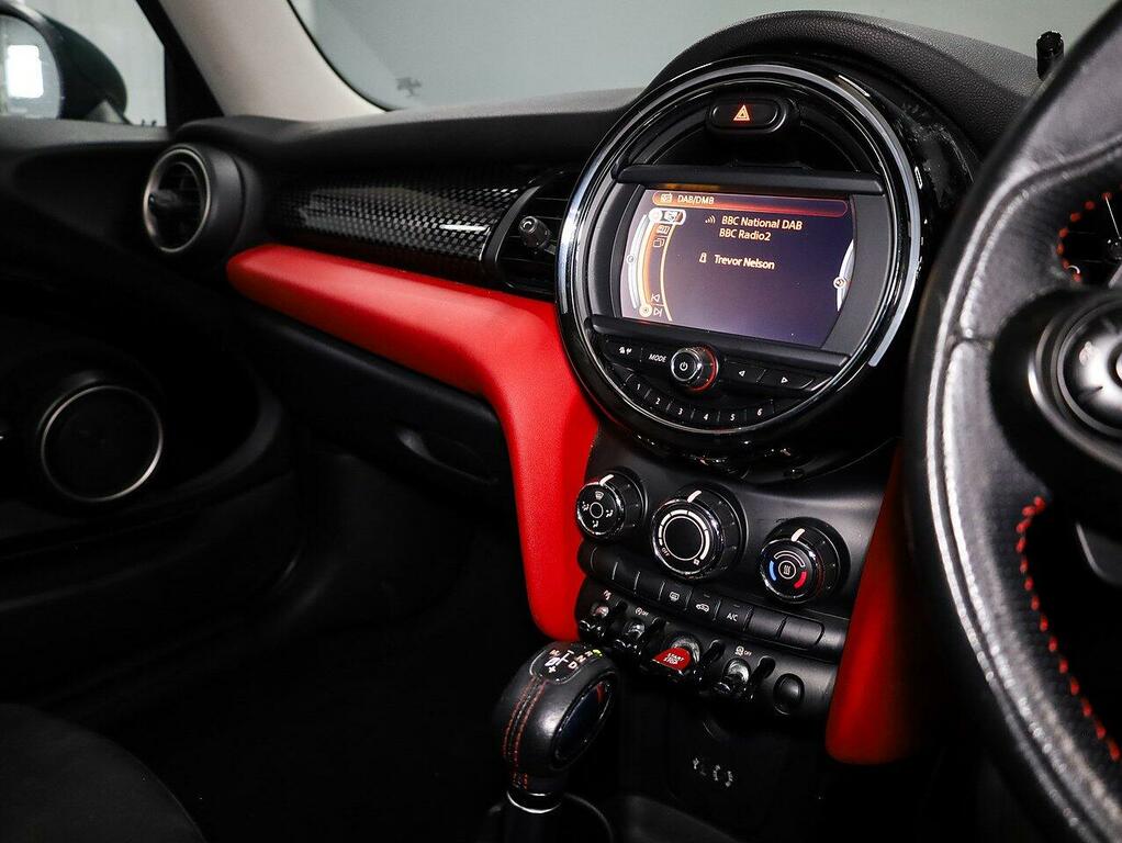 Mini Hatch Cooper S Hatchback Green #4