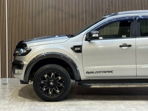 Ford Ranger Pickup 3.2 Tdci Wildtrak Double Cab Pickup 4W Grey #33
