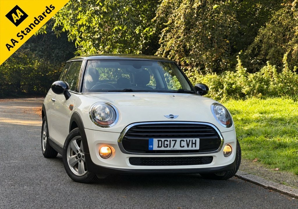 Mini Hatch 1.5 Cooper Grey #1
