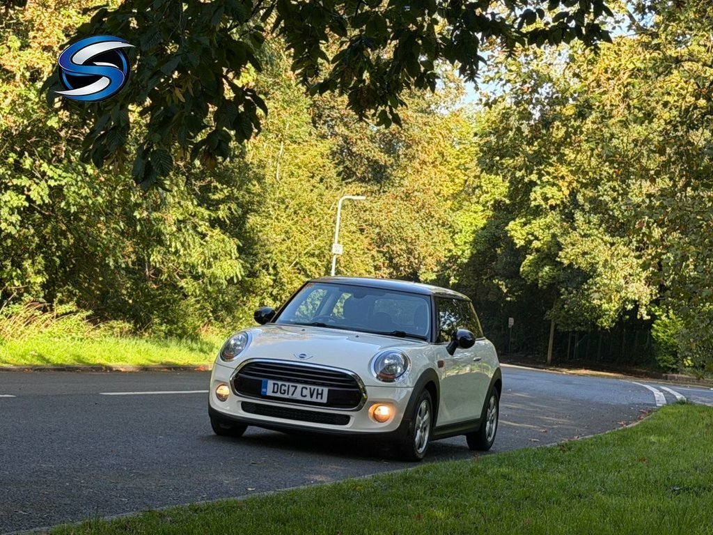Mini Hatch 1.5 Cooper Grey #3