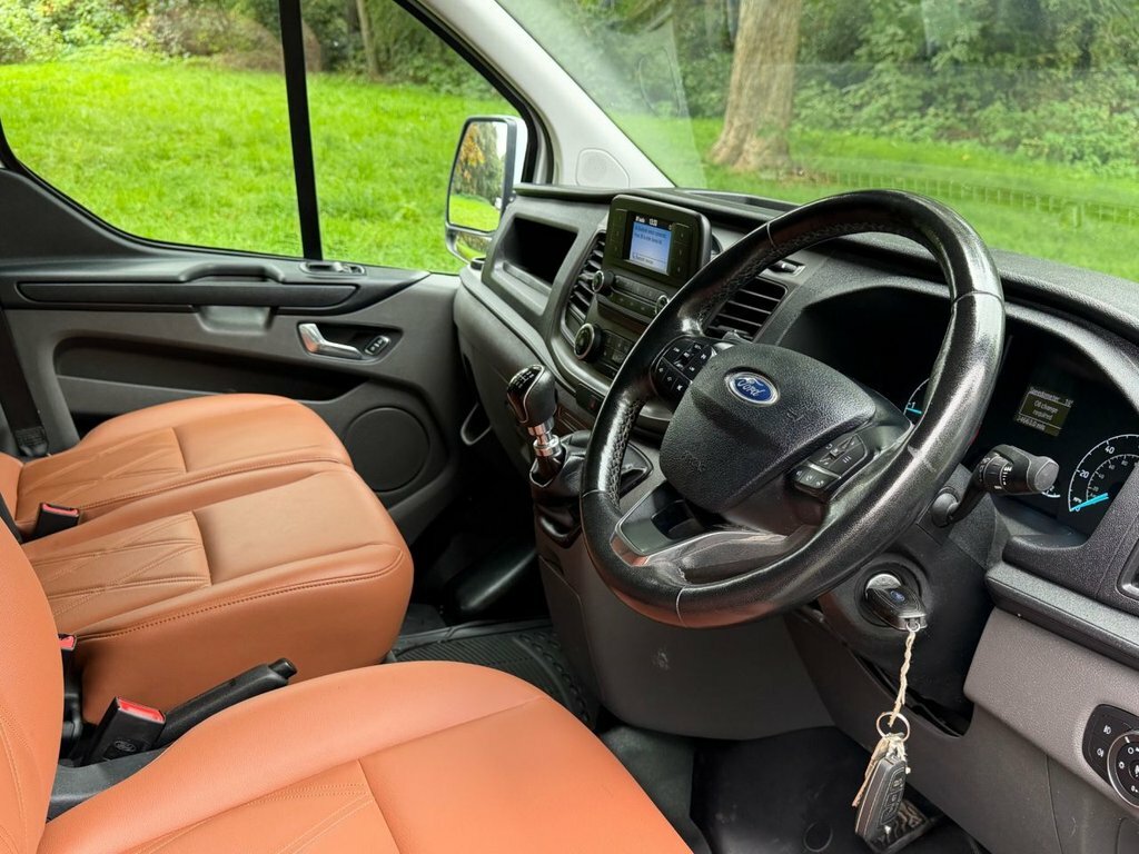 Ford Transit Custom 2L Trend White #2