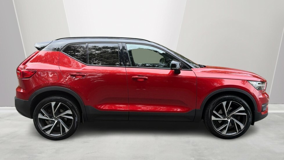 Volvo XC40 R-design Pro Red #3