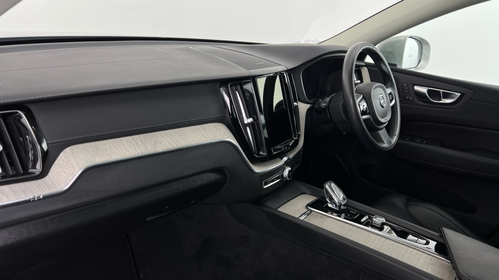 Volvo XC60 R-design, B4 Awd Mild Hybrid Black #56
