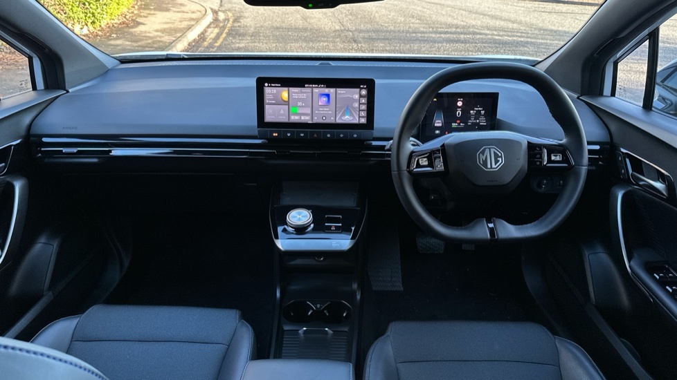 MG MG4 150Kw Trophy Ev Long Range 64Kwh White #6