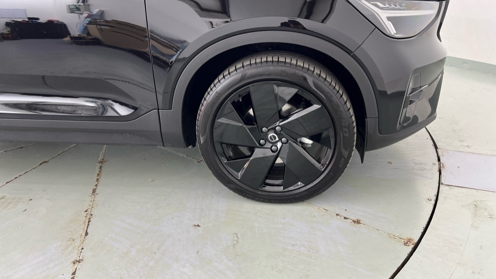 Volvo XC40 B3 P Plus Dark Park Camera, Heated Seats, Carpl #65
