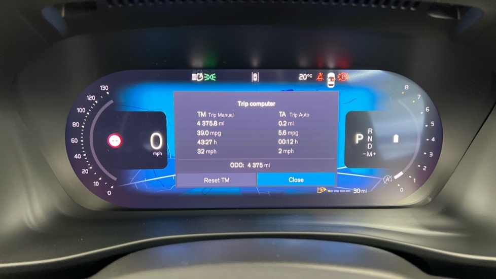Volvo XC40 B3 P Plus Dark Park Camera, Heated Seats, Carpl #53