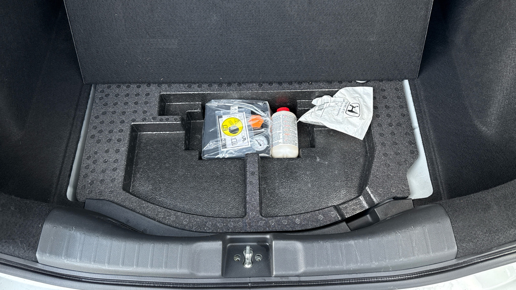 Honda Jazz 1.3L I-vtec S 101 Bhp White #43