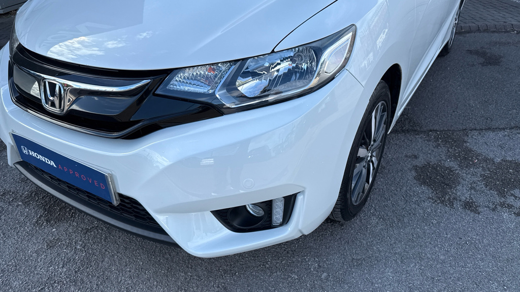 Honda Jazz 1.3L I-vtec S 101 Bhp White #57